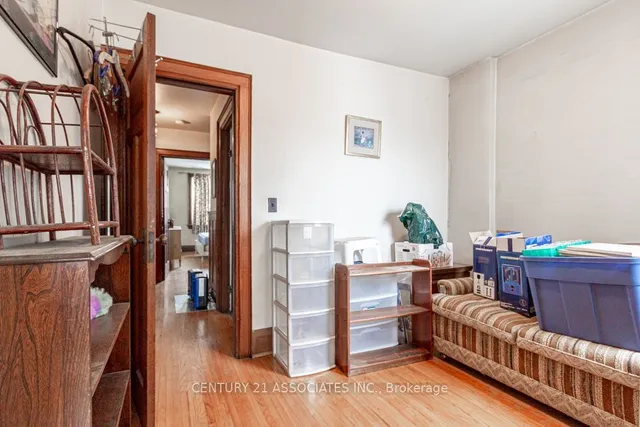 Additional image 20 of 634 Runnymede Rd