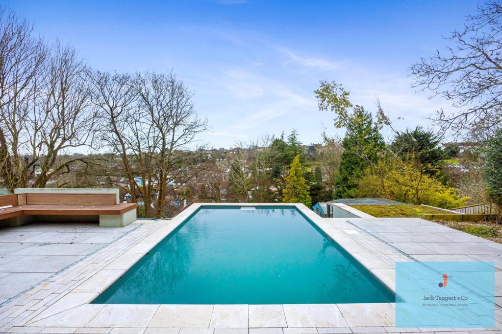 Additional image 30 of Redhill Drive, Brighton, BN1