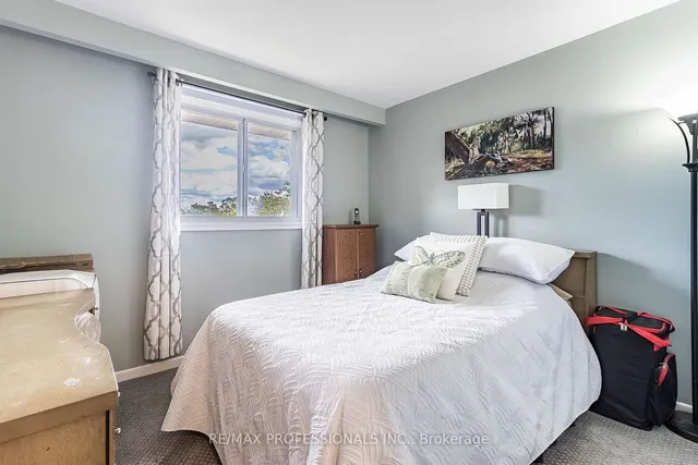 Additional image 18 of 59 Vanguard Dr