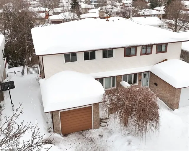 Additional image 13 of 384 Westwood Dr