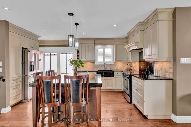 Additional image 11 of 3129 Sandcliffe Crt