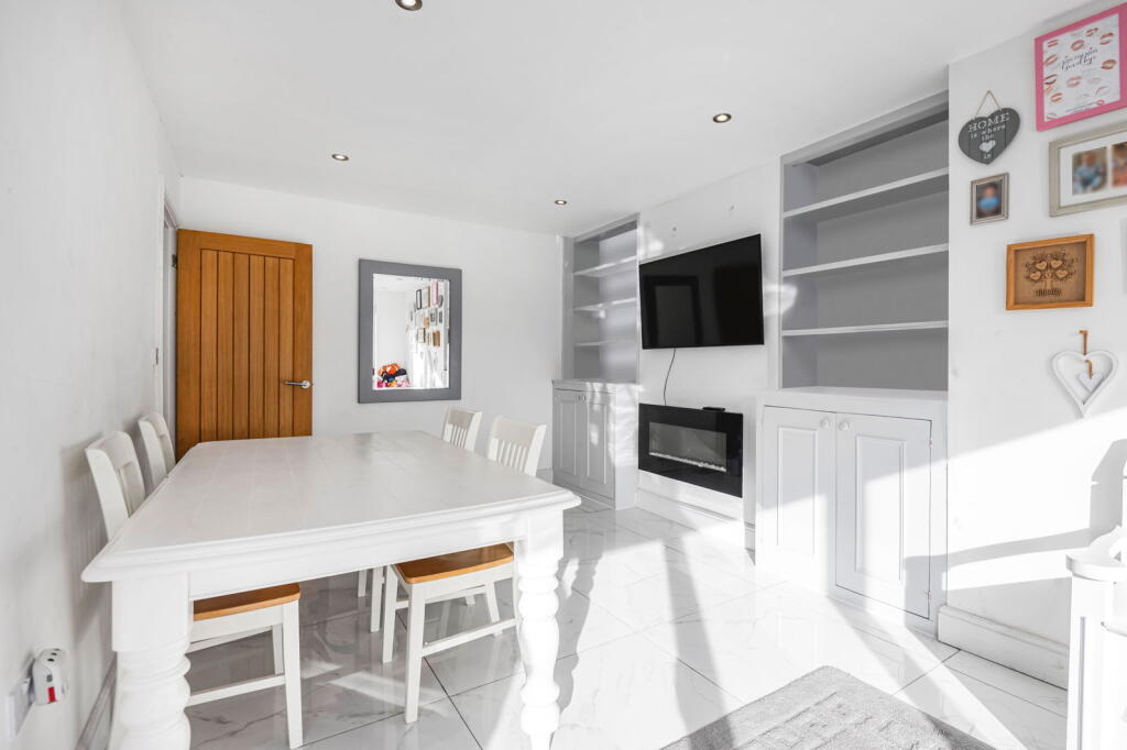 Additional image 3 of Manse Way, Swanley, BR8