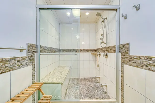 Additional image 27 of 96 royal palm Dr