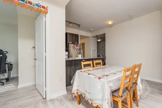 Additional image 8 of 65 Watergarden Dr Unit 504