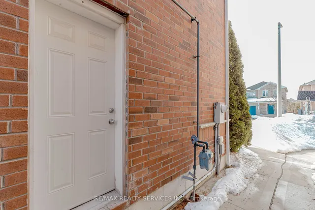 Additional image 27 of 47 Oakmeadow Dr