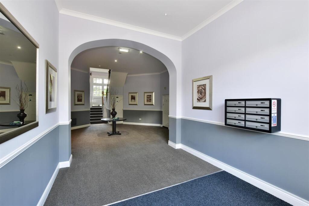 Additional image 11 of Boyes Crescent, Napsbury Park, AL2