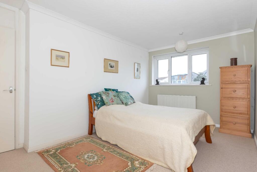 Additional image 16 of Kings Crescent, Shoreham-By-Sea