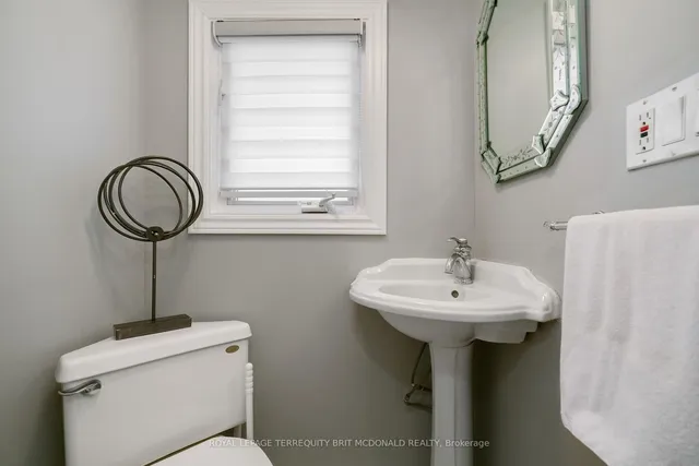 Additional image 16 of 125 Chaplin Cres