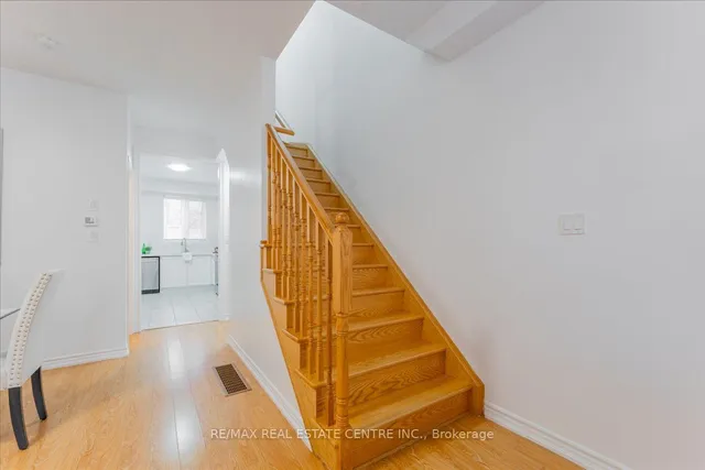 Additional image 28 of 7 Shiff Cres