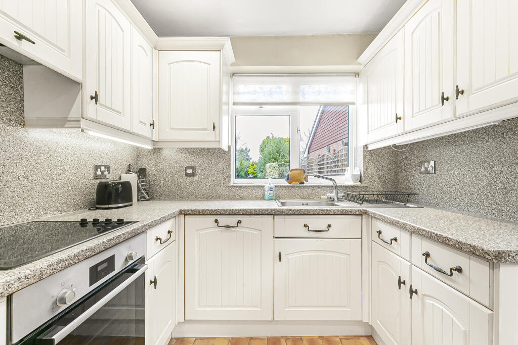 Additional image 7 of Mayflower Road, Park Street, St. Albans, AL2