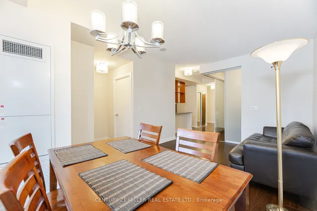 Additional image 18 of 181 Village Green Sq Unit 216