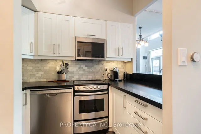 Additional image 12 of 2261 Lake Shore Blvd Unit 104