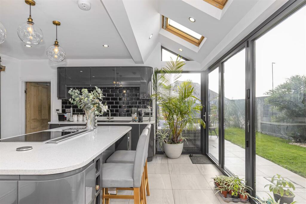Additional image 28 of Soundwell Road, Kingswood