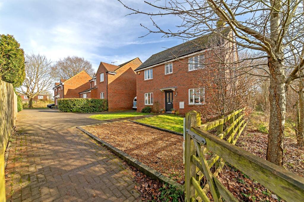 Additional image 35 of Old School Drive, Wheathampstead, St. Albans