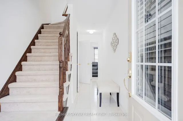 Additional image 15 of 14 Kayak Heights