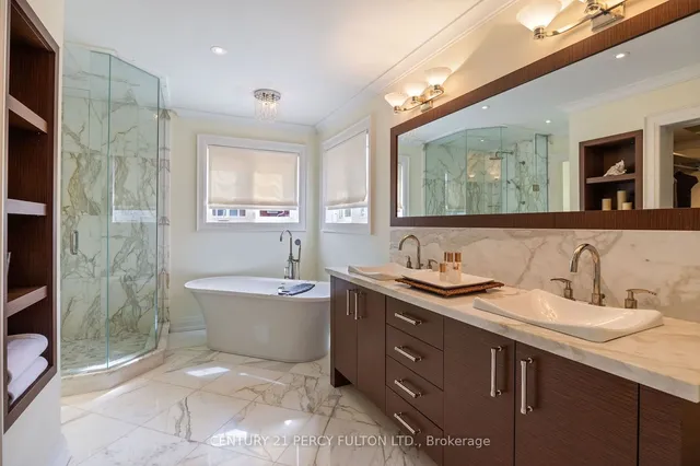 Additional image 28 of 990 John Watt Blvd