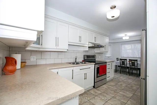 Additional image 12 of 25 Oaklea Blvd