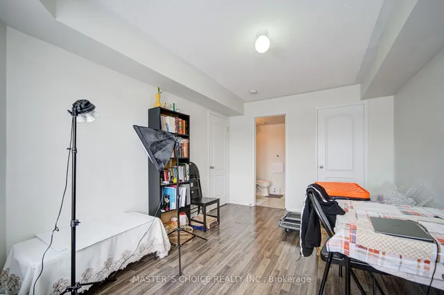 Additional image 15 of 2500 Post Rd Unit 14