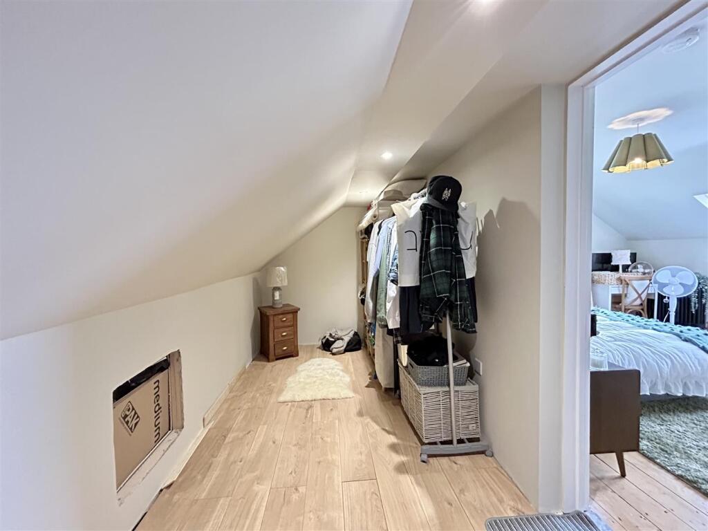 Additional image 17 of Tenter Drive, Halesowen