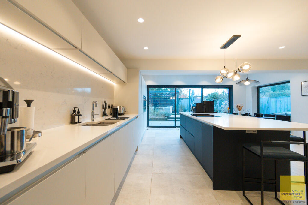 Additional image 8 of Hanbury Croft B60 4BF