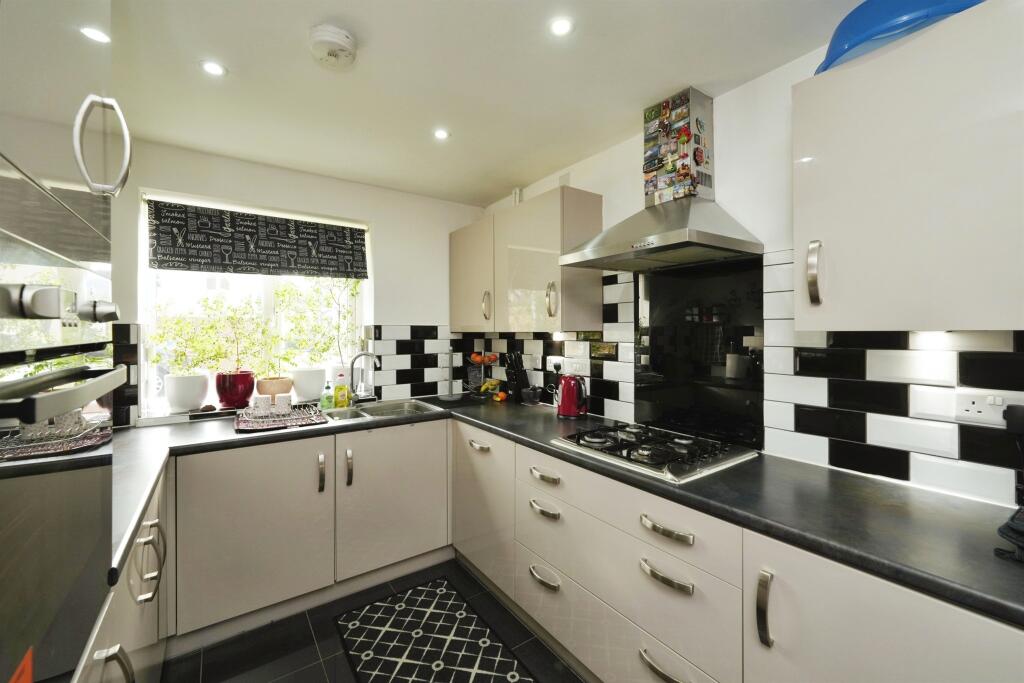 Additional image 18 of Wood Street, Patchway, Bristol