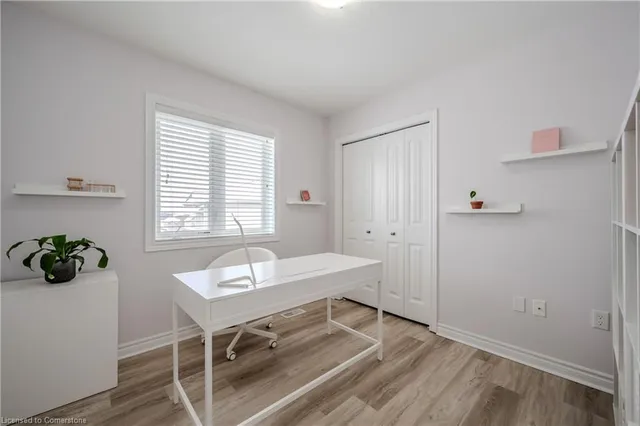 Additional image 30 of 561 Isaiah Cres