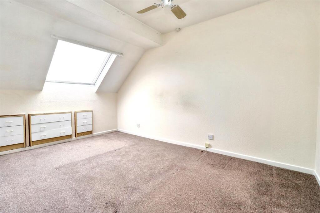 Additional image 6 of Close to riverbank walks in Clevedon