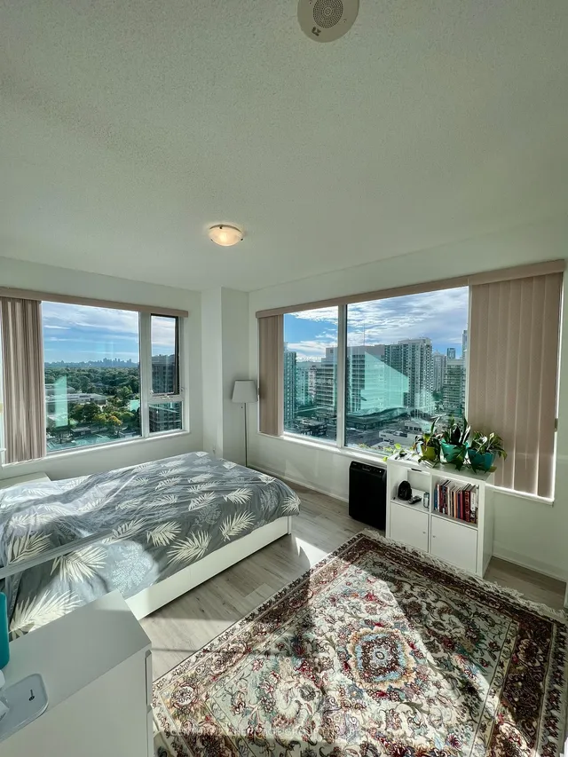 Additional image 2 of 68 Canterbury Pl Unit 1802