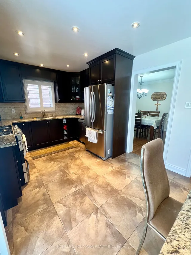 Additional image 8 of 31 Whiteway Crt