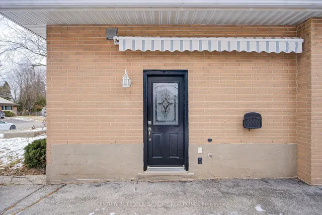 Additional image 36 of 5469 Randolph Cres