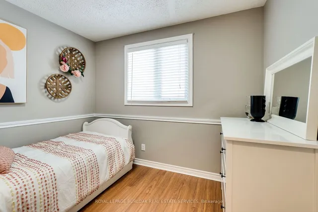 Additional image 29 of 2154 Salma Cres