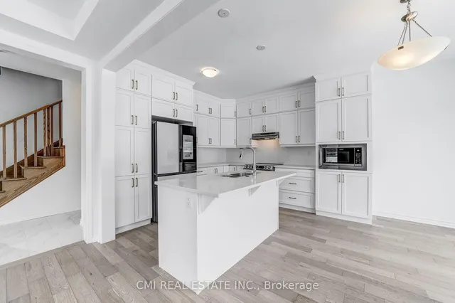 Additional image 16 of 3 Milt Schmidt St