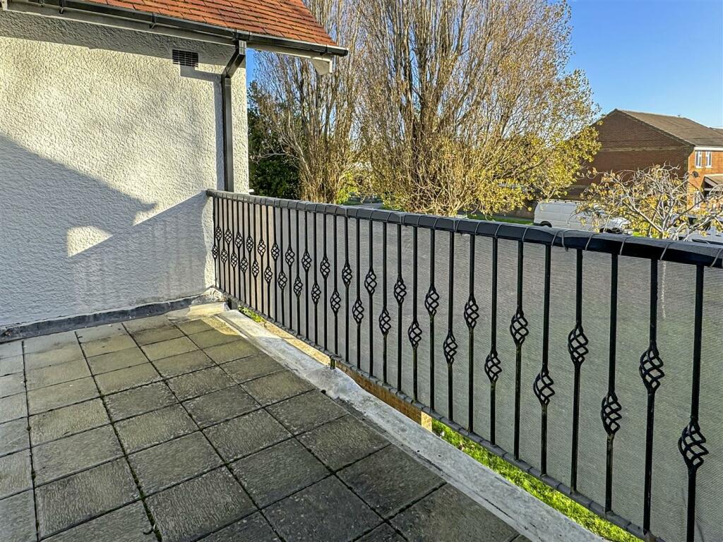 Additional image 7 of St. Floras Road, Littlehampton