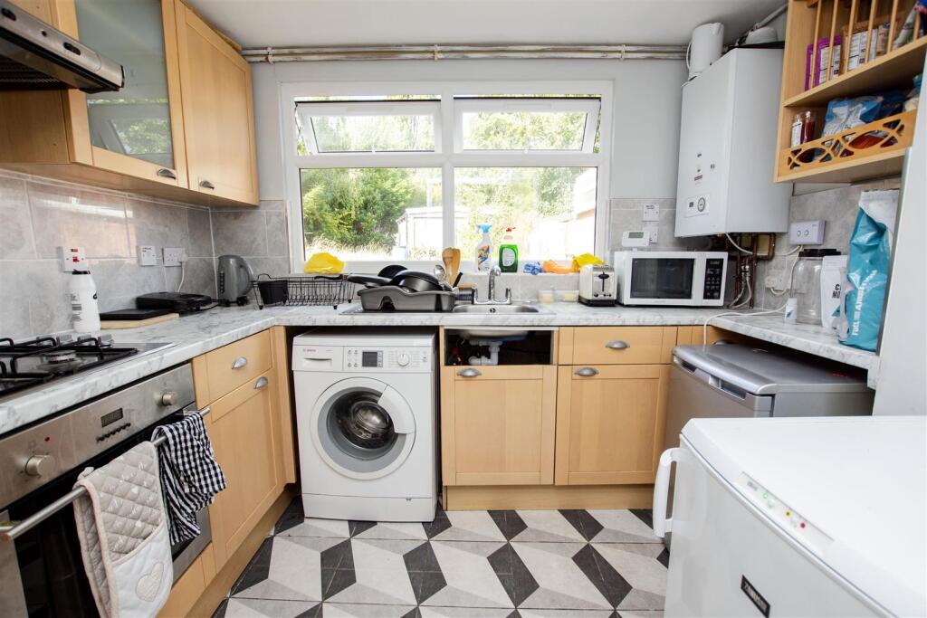 Additional image 3 of Tealby Grove, Birmingham