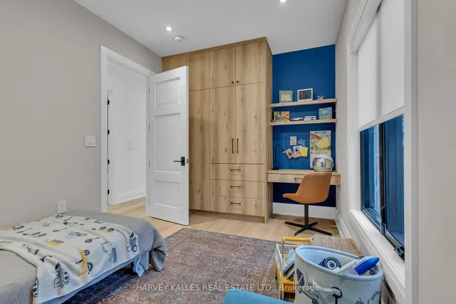 Additional image 30 of 72 Castlefield Ave
