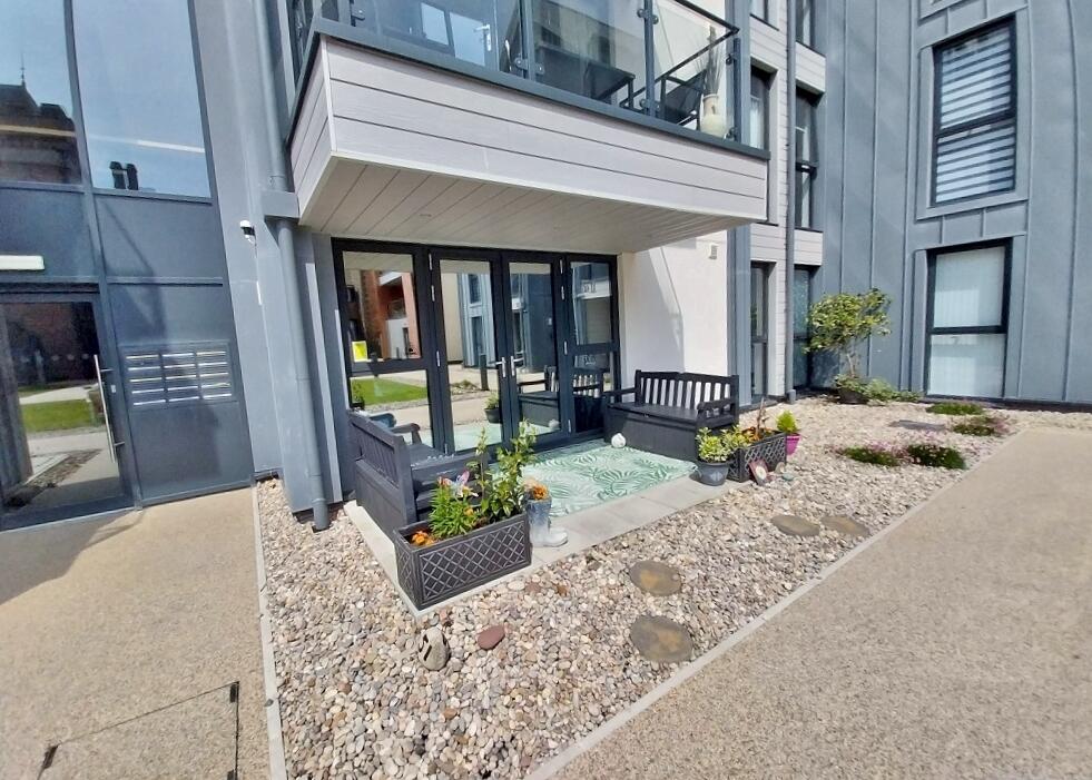 Primary image of Rest Bay, Porthcawl, Bridgend (County of), CF36