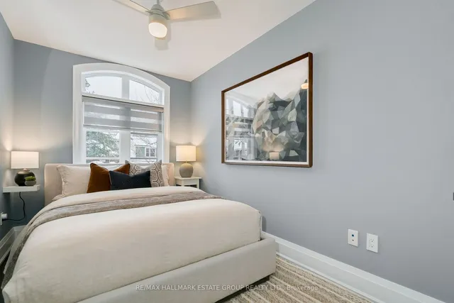 Additional image 22 of 30 Roosevelt Rd