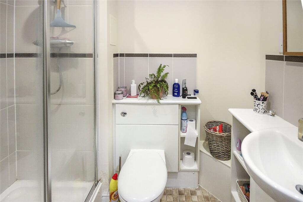 Additional image 8 of Station Road, Harpenden, AL5