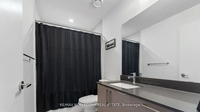 Additional image 18 of 576 Front St Unit 919