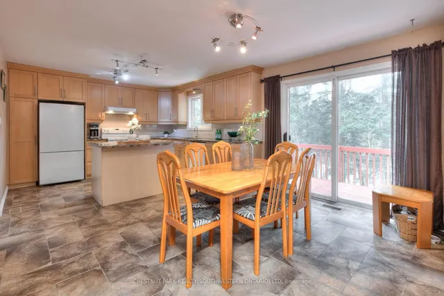 Additional image 11 of 105 Sabrina Cres