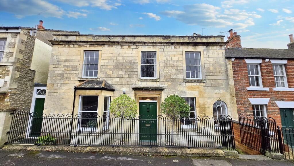 Alma Street, Trowbridge, BA14