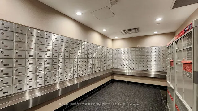 Additional image 38 of 55 Bremner Blvd Unit 3001