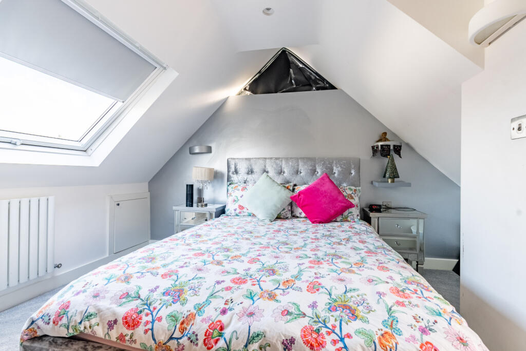 Additional image 10 of Driftwood Avenue, St. Albans, Hertfordshire, AL2