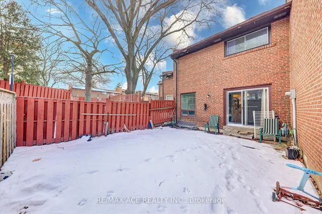 Additional image 28 of 811 Military Tr