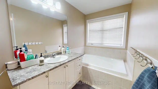 Additional image 17 of 88 Lorenzo Circ