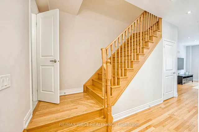 Additional image 24 of 39 Ypres Rd