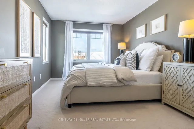 Additional image 14 of 894 Brassard Circ