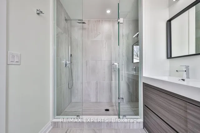 Additional image 16 of 2154 Walker's Line