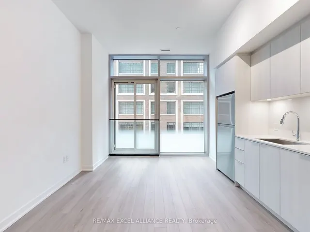 Additional image 8 of 357 King St Unit 204