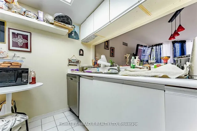 Additional image 16 of 250 Webb Dr Unit 318